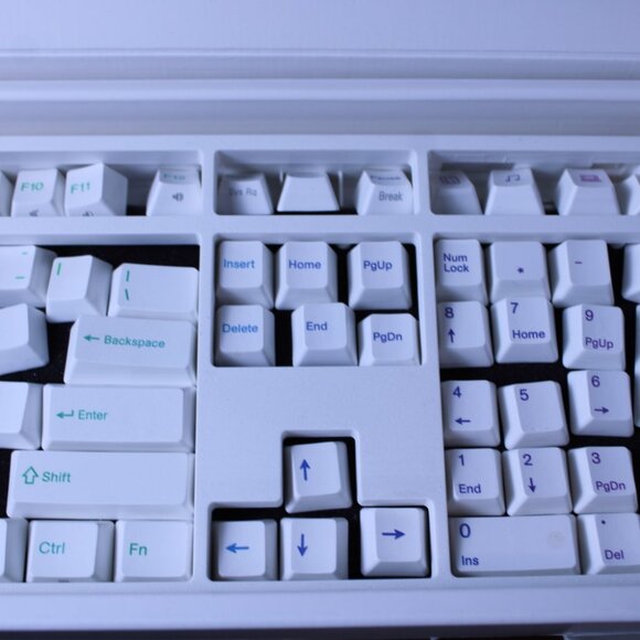 Varmilo Double Rainbow Keycap Set 108 Keys and Case - Picture 6 of 10